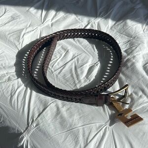 Dockers men’s brown belt w/gold buckle sz 38 - 40 L,